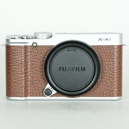 FUJIFILM X-A1 ボディ ブラウン