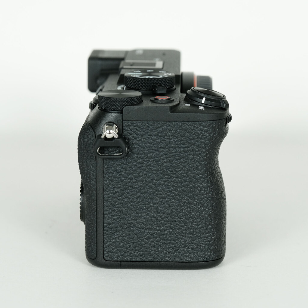 SONY α7C II(ILCE-7CM2) SONY α7C II(ILCE-7CM2)