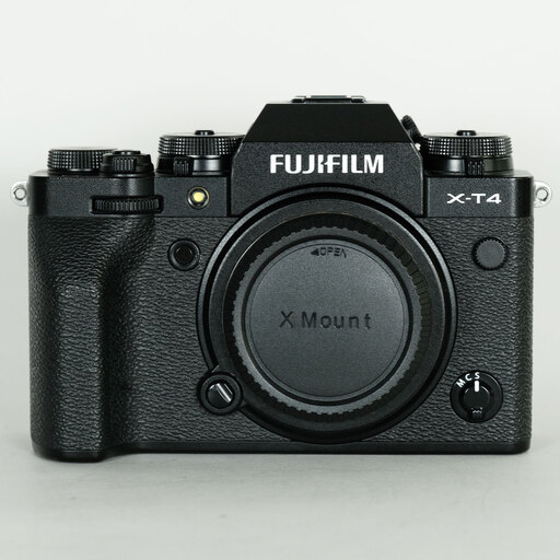 Fujifilm X-T4 ミラーレス一眼カメラ レンズ・SDカード付き Fujifilm X-T4 ミラーレス一眼カメラ レンズ・SDカード付き