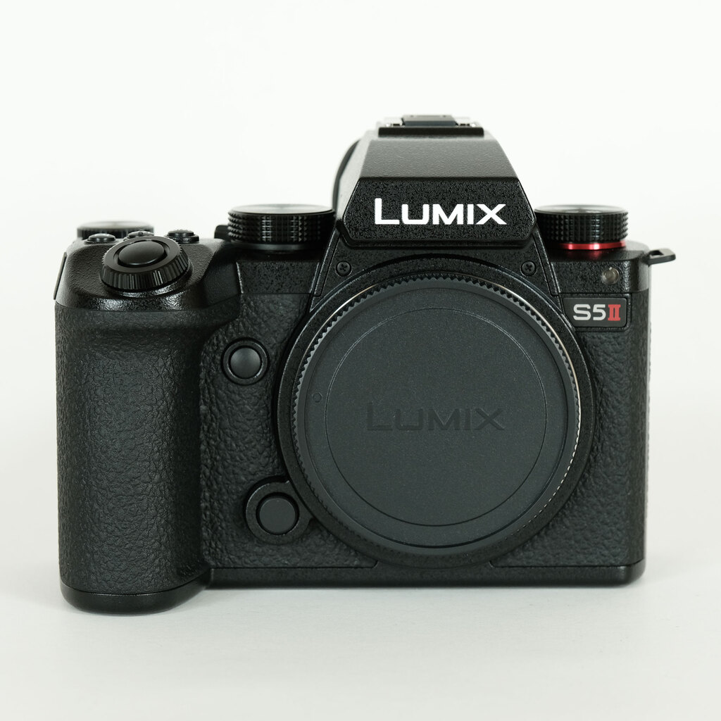 Panasonic LUMIX S5II DC-S5M2 Panasonic LUMIX S5II DC-S5M2