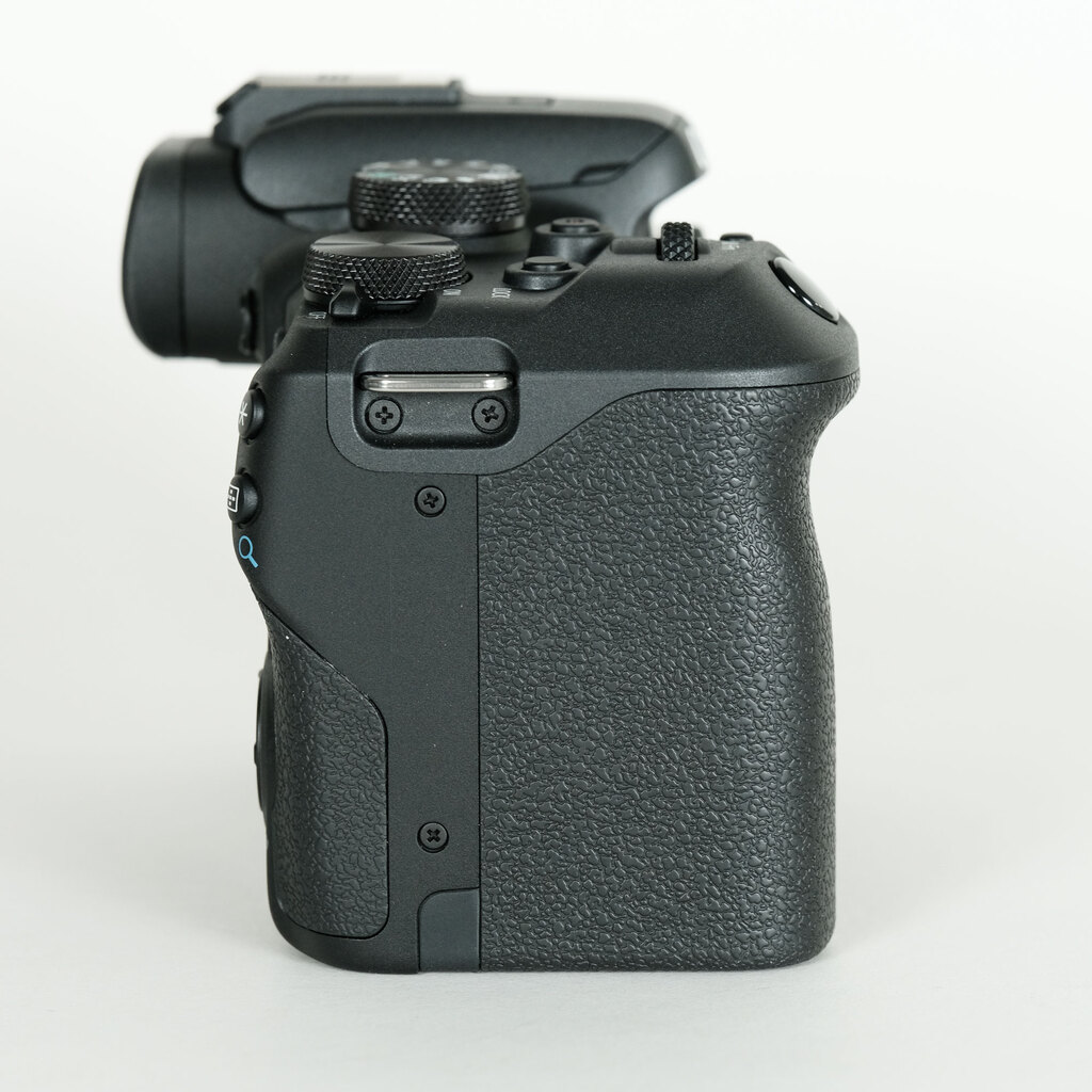 Canon EOS R10 Canon EOS R10
