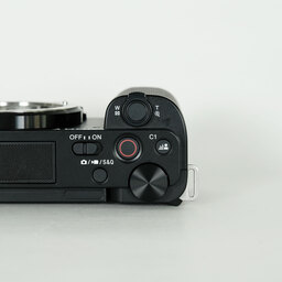 SONY VLOGCAM ZV-E10 SONY VLOGCAM ZV-E10