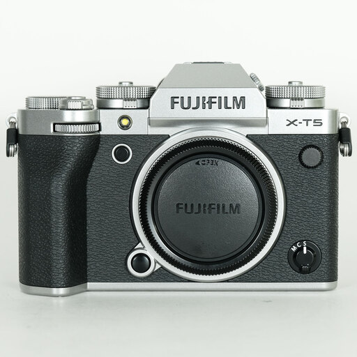 FUJIFILM X-T5 FUJIFILM X-T5