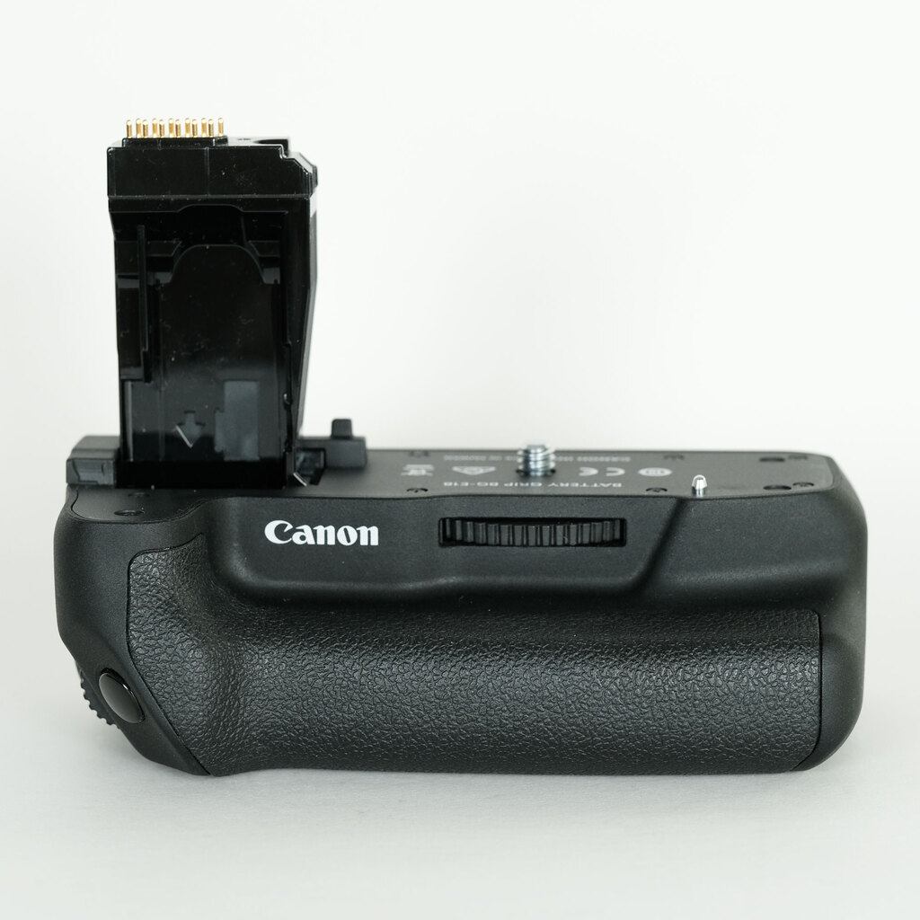Canon EOS 8000D Canon EOS 8000D
