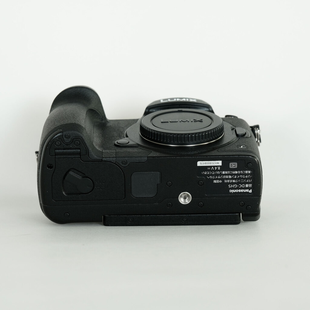 Panasonic LUMIX DC-GH5 Panasonic LUMIX DC-GH5