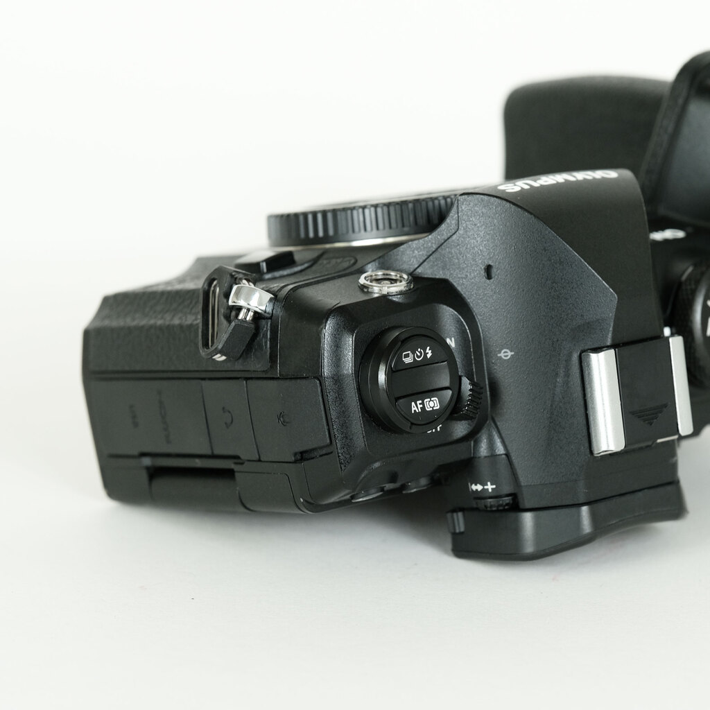 OM SYSTEM OM-1 OM SYSTEM OM-1