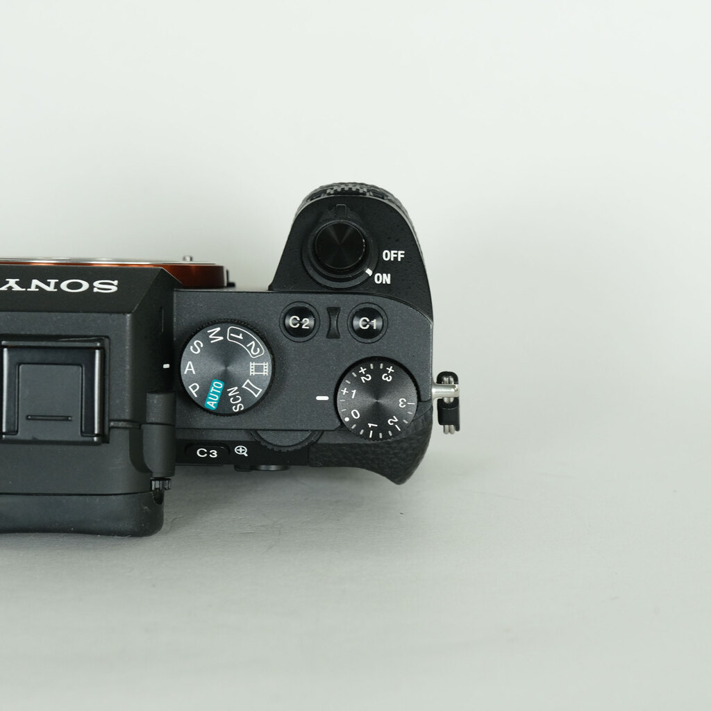 SONY α7 II(ILCE-7M2) SONY α7 II(ILCE-7M2)