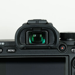 SONY α7 III(ILCE-7M3) SONY α7 III(ILCE-7M3)