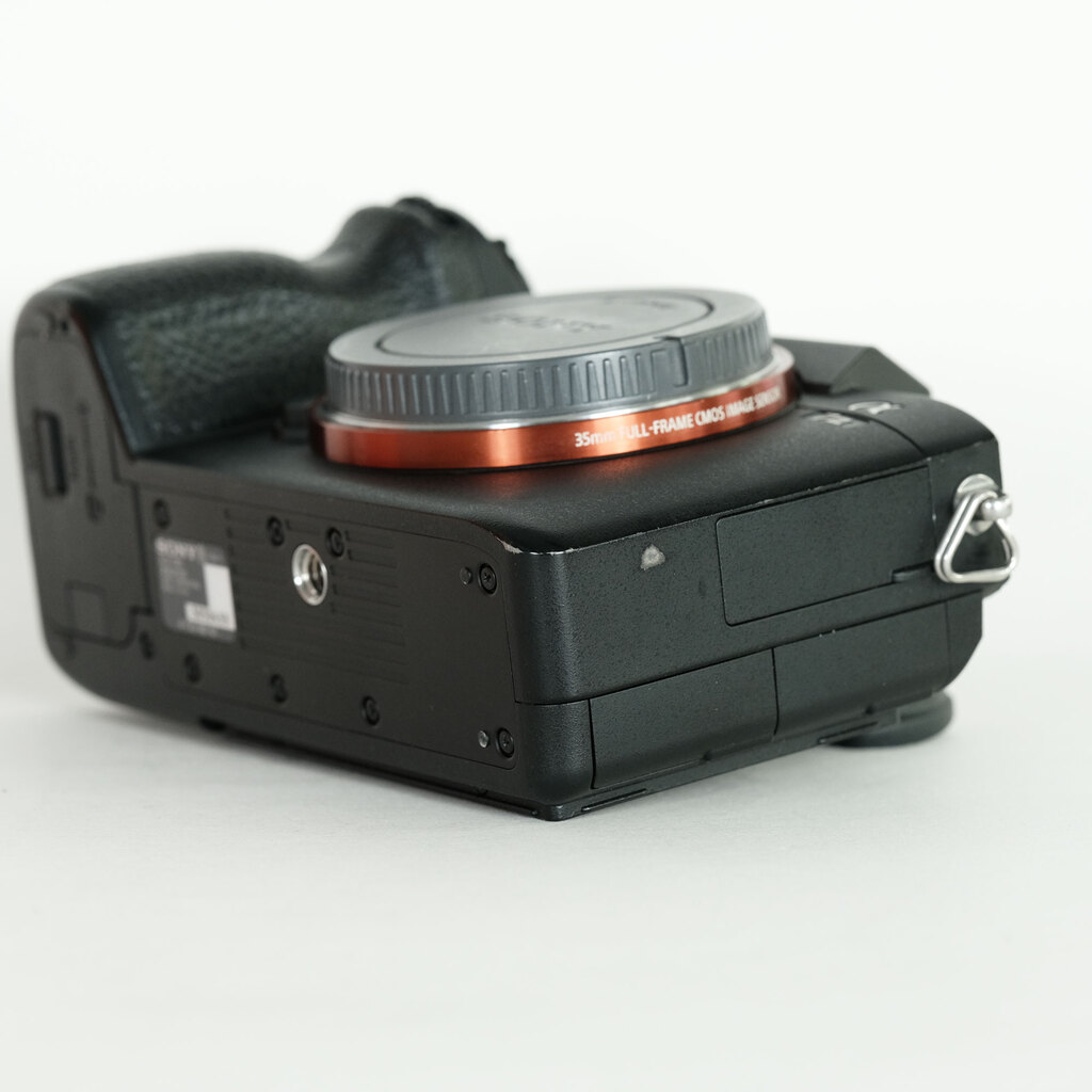 SONY α7 III(ILCE-7M3) SONY α7 III(ILCE-7M3)