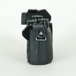 OLYMPUS OM-D E-M10 Mark III OLYMPUS OM-D E-M10 Mark III