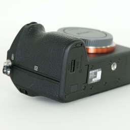 SONY α7R III(ILCE-7RM3) SONY α7R III(ILCE-7RM3)