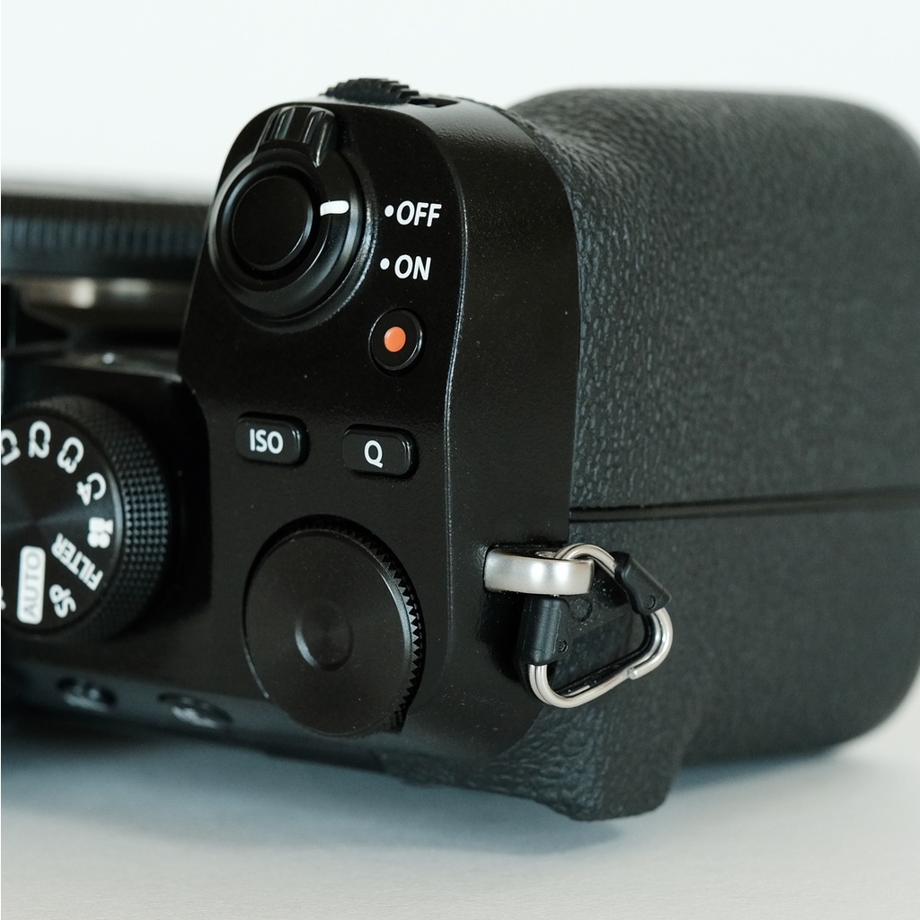 Fujifilm X-S10 本体と箱 FUJIFILM X-S10の出品 | ONE SCENE（ワンシーン）