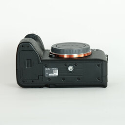 SONY α7 IV(ILCE-7M4) SONY α7 IV(ILCE-7M4)