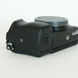 SONY α6400(ILCE-6400) SONY α6400(ILCE-6400)