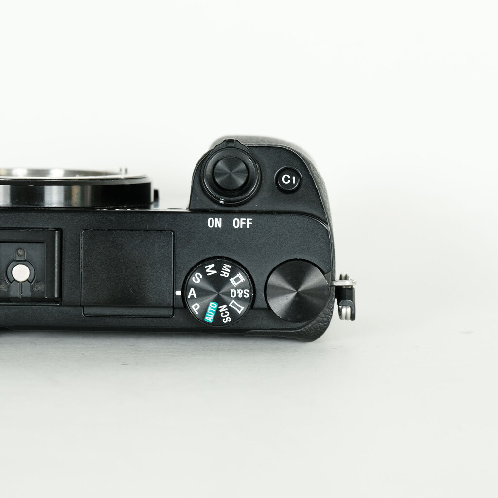 SONY α6100（ILCE-6100）