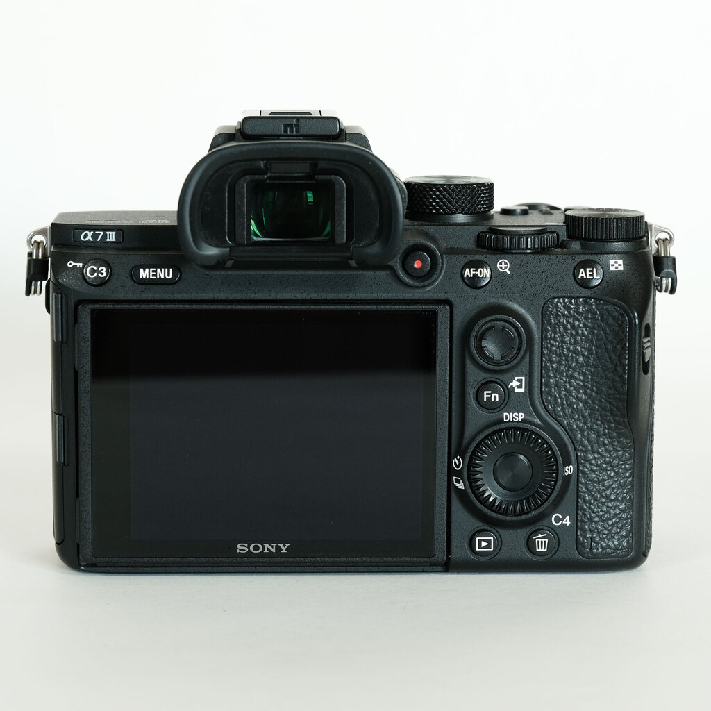 SONY α7 III(ILCE-7M3) SONY α7 III(ILCE-7M3)
