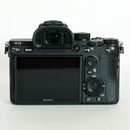 SONY α7 III(ILCE-7M3) SONY α7 III(ILCE-7M3)