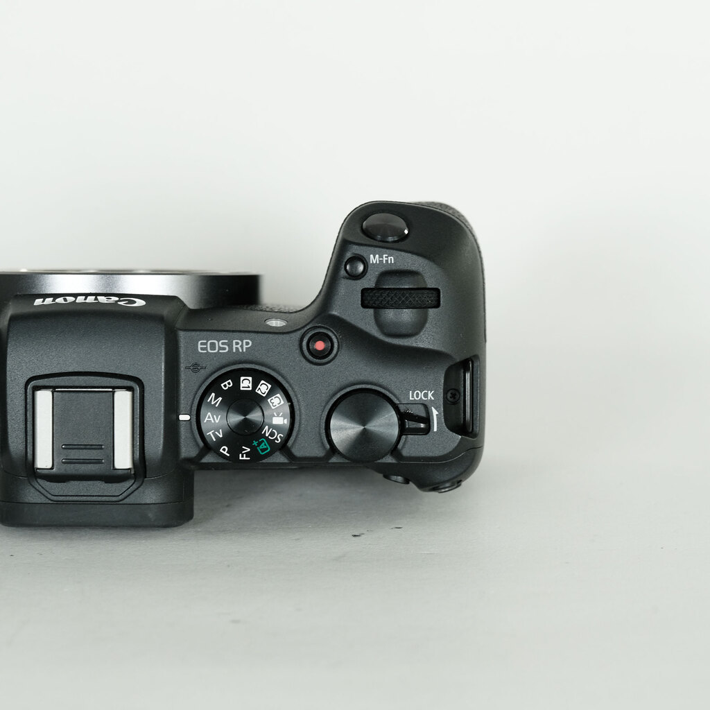 Canon EOS RP Canon EOS RP