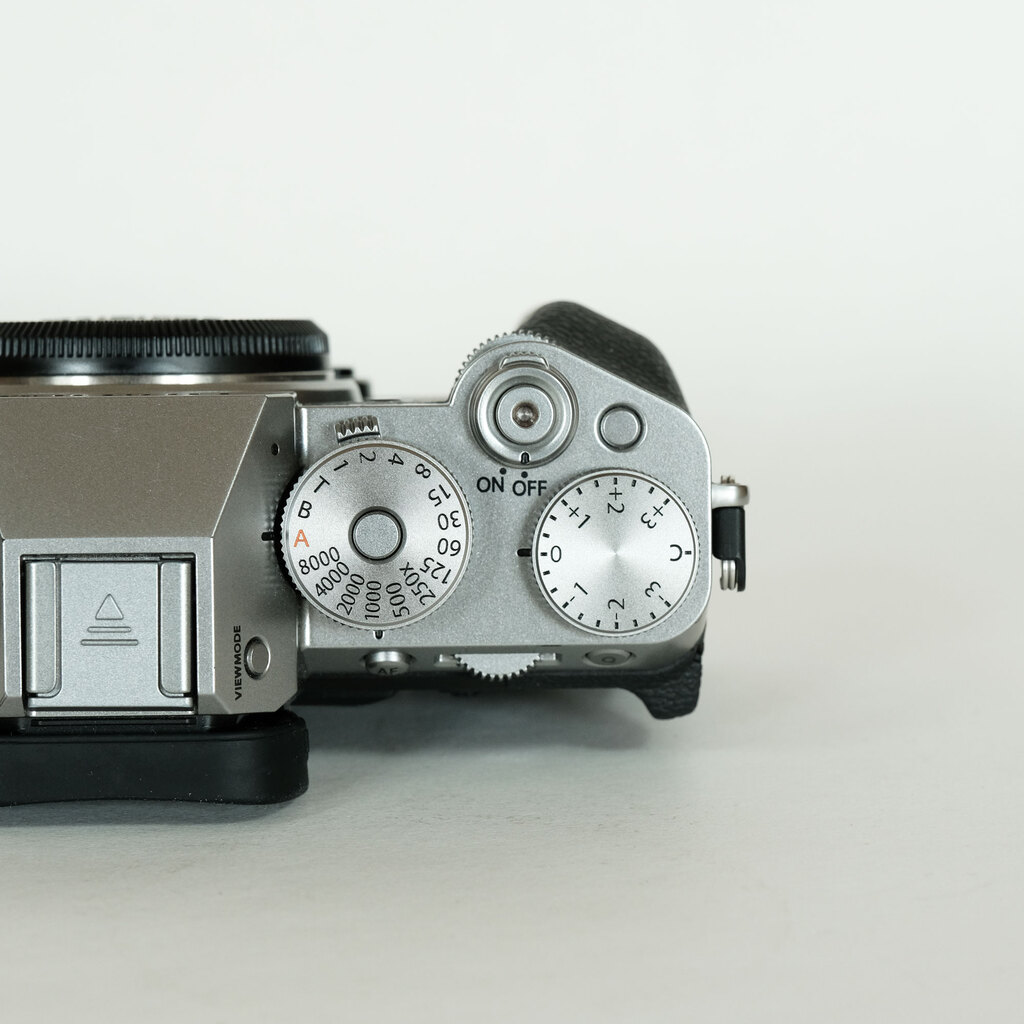 FUJIFILM X-T5 FUJIFILM X-T5
