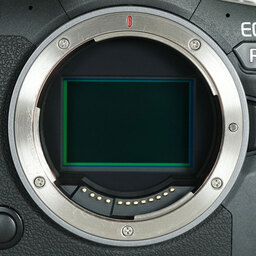 Canon EOS R6 Canon EOS R6