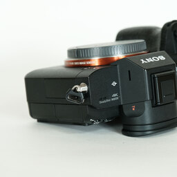 SONY α7 III(ILCE-7M3) SONY α7 III(ILCE-7M3)