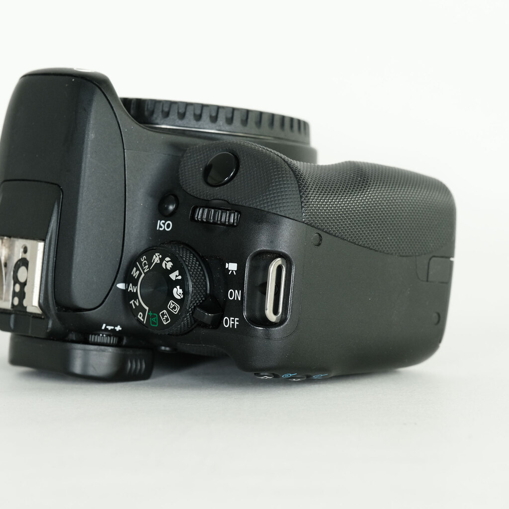 Canon EOS Kiss X7 Canon EOS Kiss X7