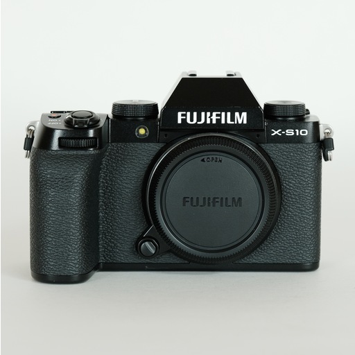 FUJIFILM X-S10