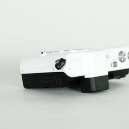 Nikon Nikon1 V1 ダブルズームキット ホワイト Nikon Nikon1 V1 ダブルズームキット ホワイト