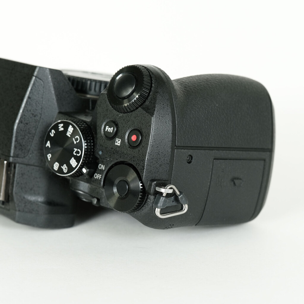 Panasonic LUMIX DMC-G8 Panasonic LUMIX DMC-G8