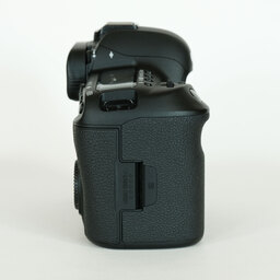 Canon EOS 5D Mark IV Canon EOS 5D Mark IV