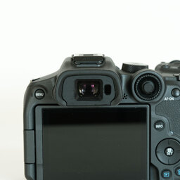 Canon EOS R7 Canon EOS R7