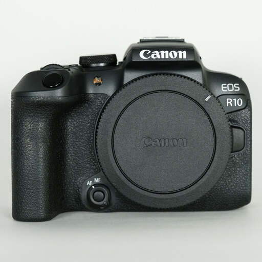 Canon EOS R10