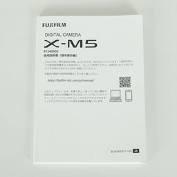FUJIFILM X-M5 FUJIFILM X-M5
