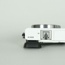 SONY α6000(ILCE-6000) SONY α6000(ILCE-6000)