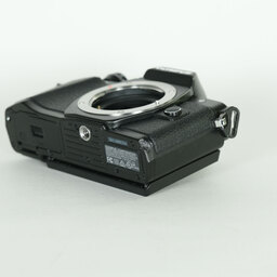 OLYMPUS OM-D E-M10 Mark II OLYMPUS OM-D E-M10 Mark II