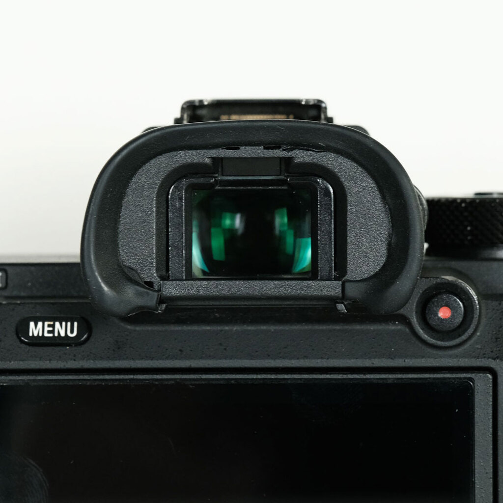 SONY α7R III(ILCE-7RM3) SONY α7R III(ILCE-7RM3)