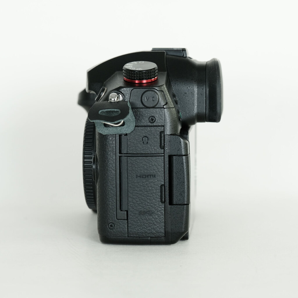 Panasonic LUMIX DC-GH5M2 Panasonic LUMIX DC-GH5M2