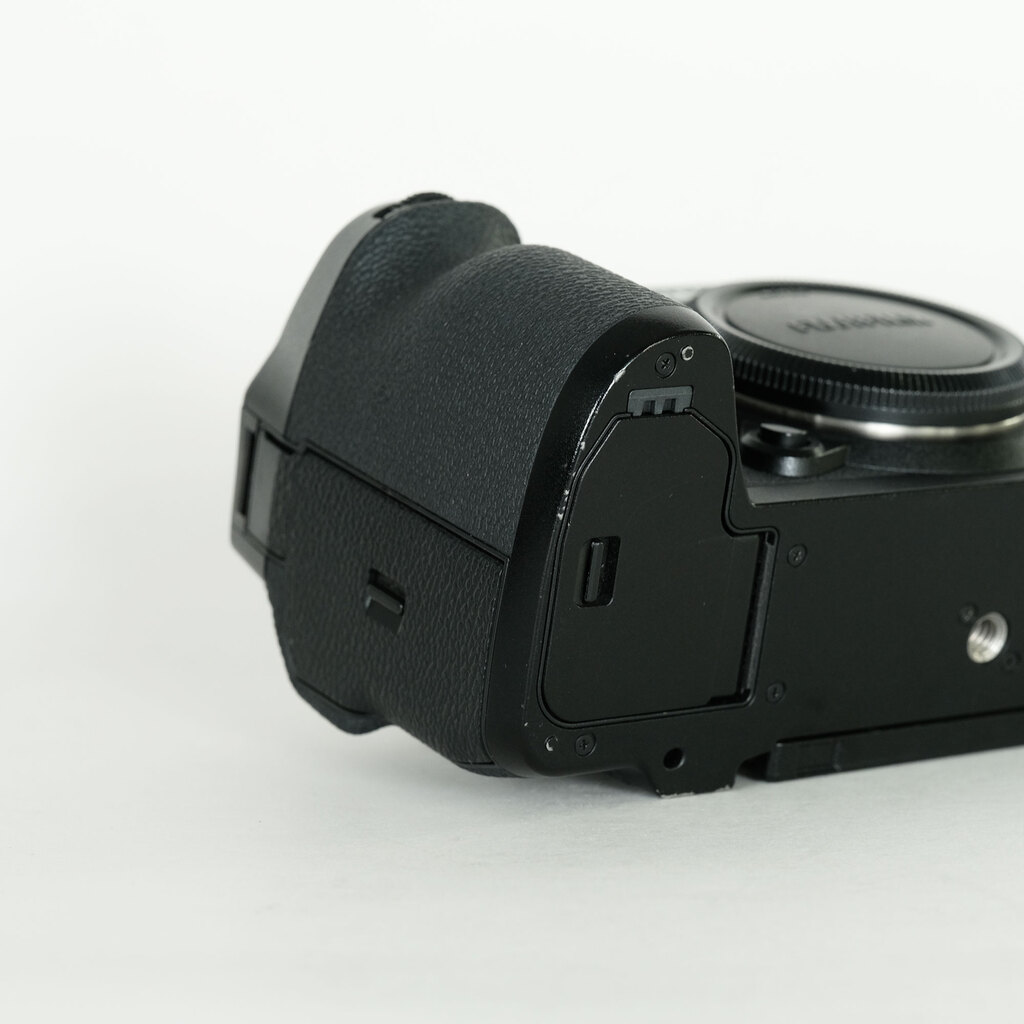 FUJIFILM X-H2 FUJIFILM X-H2