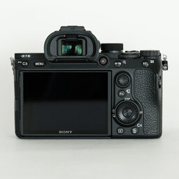 SONY α7 III(ILCE-7M3) SONY α7 III(ILCE-7M3)