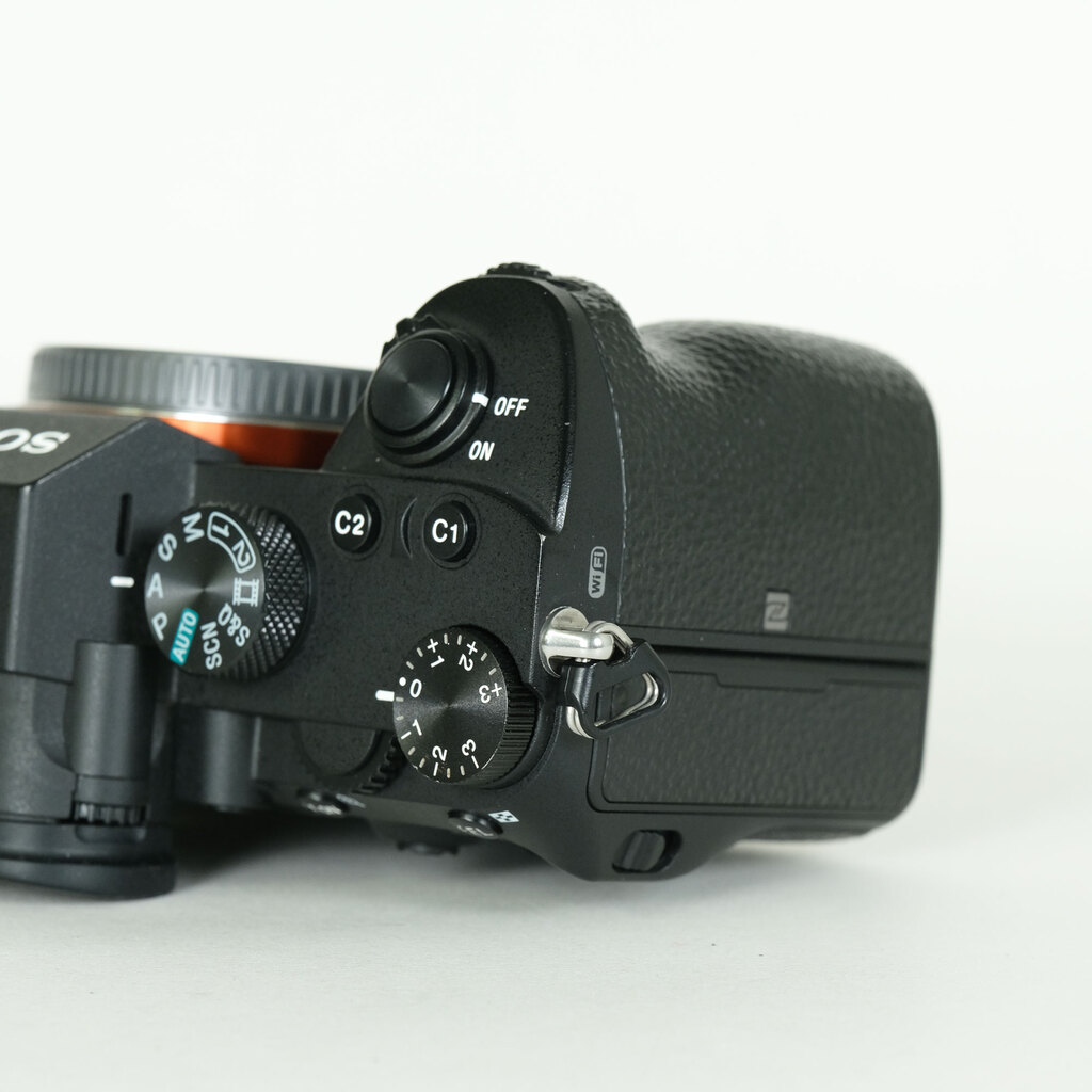 SONY α7 III(ILCE-7M3) SONY α7 III(ILCE-7M3)