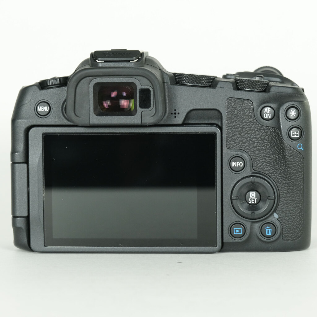 Canon EOS R8 Canon EOS R8