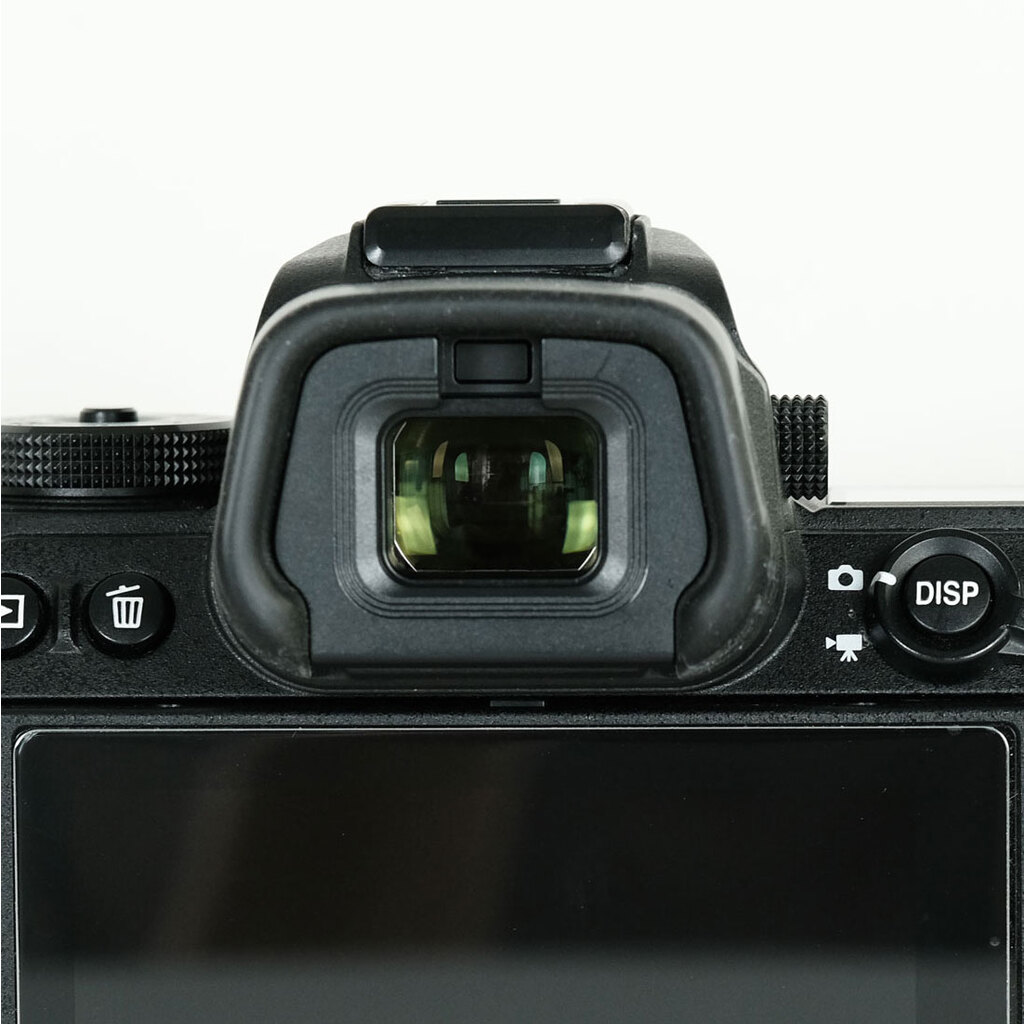 美品　Nikon Z7 ボディ　おまけ多数 camerart-shop_nikon-z7-b