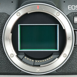 Canon EOS R8 Canon EOS R8