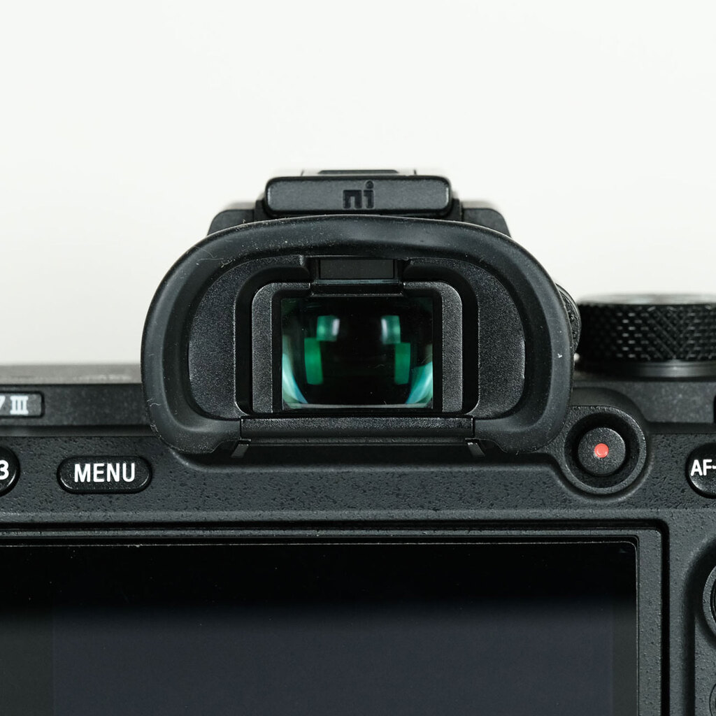 SONY α7 III(ILCE-7M3) SONY α7 III(ILCE-7M3)