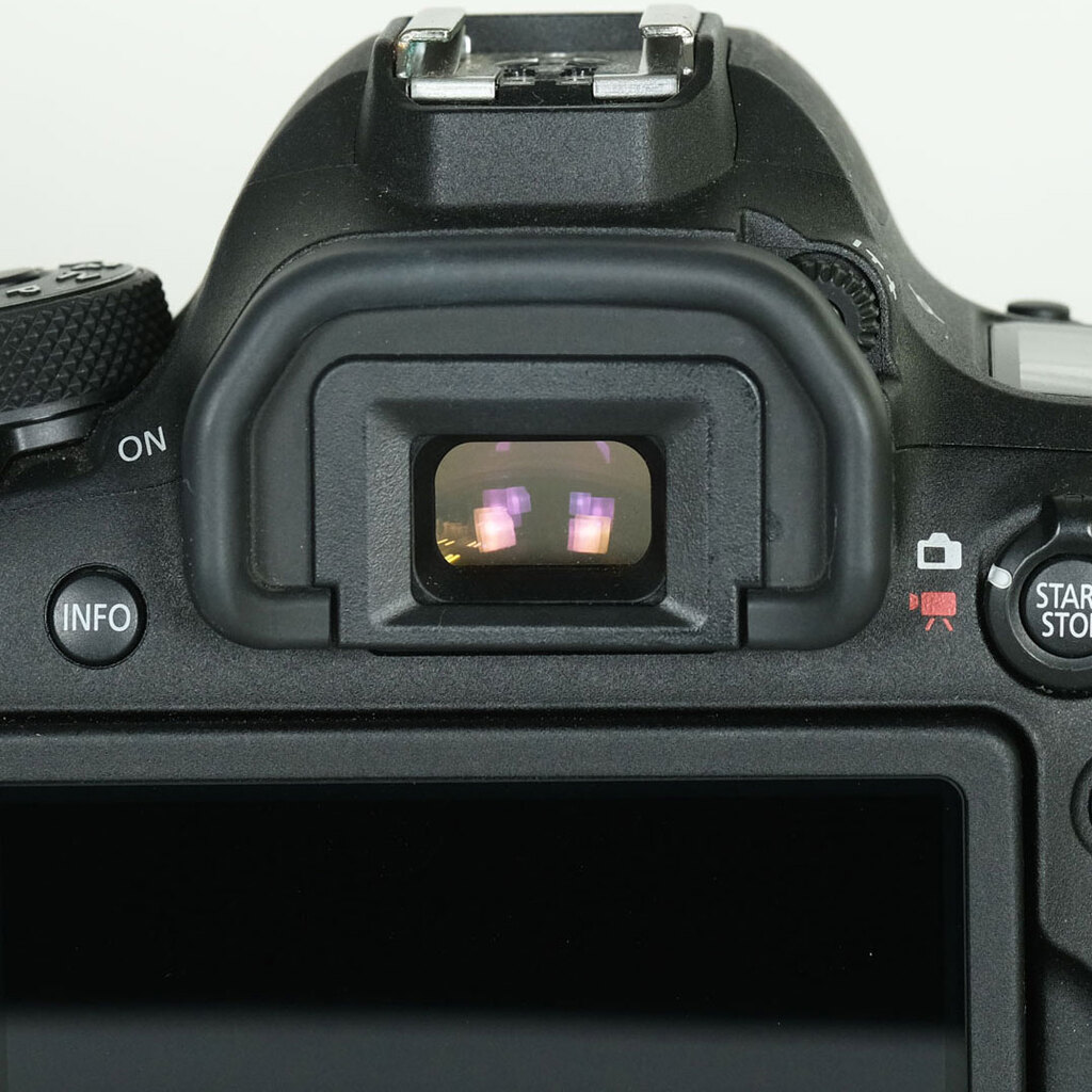 Canon EOS 6D Mark II