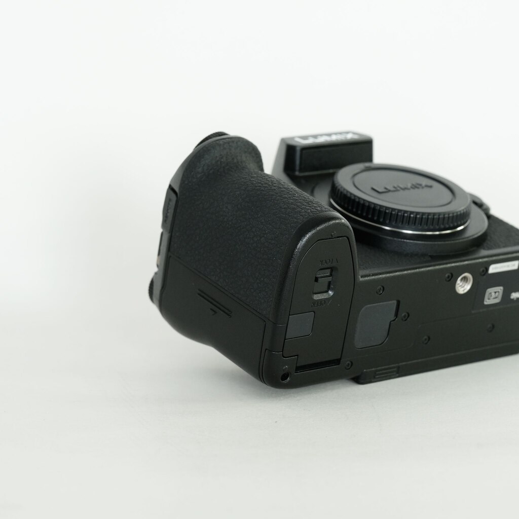 Panasonic LUMIX G9 PRO II