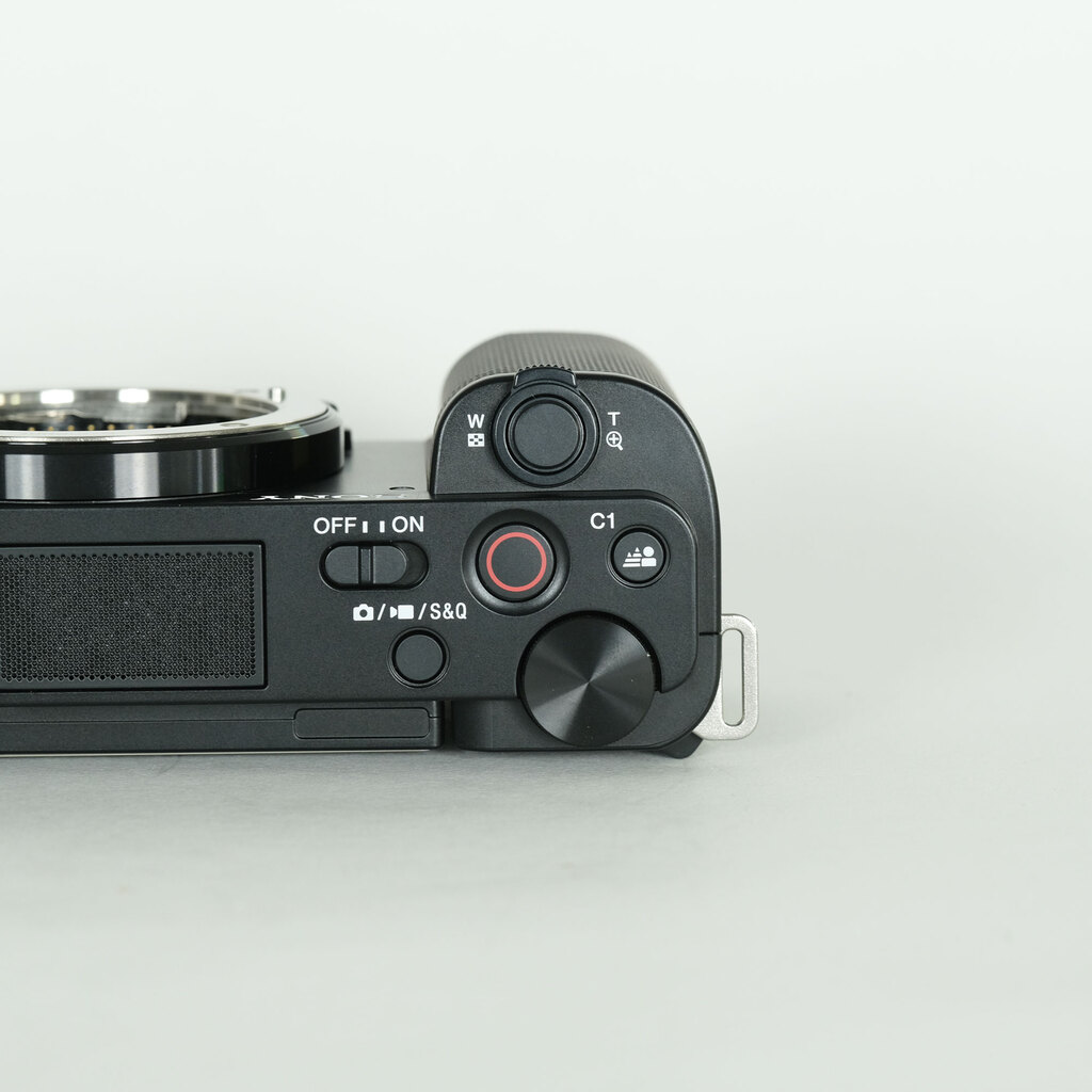 SONY VLOGCAM ZV-E10 SONY VLOGCAM ZV-E10