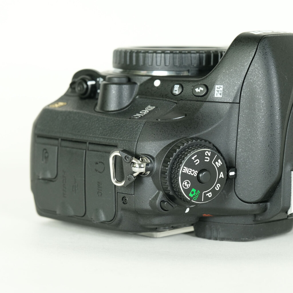 Nikon D610