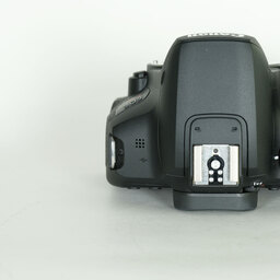 Canon EOS Kiss X10i Canon EOS Kiss X10i