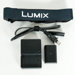 Panasonic LUMIX DMC-GH3 Panasonic LUMIX DMC-GH3